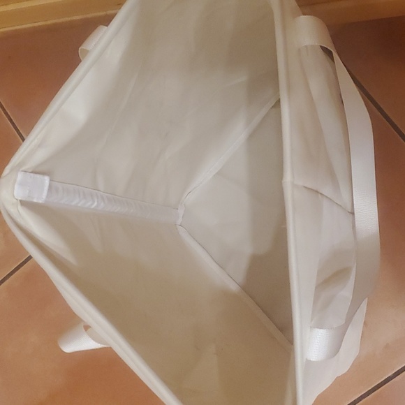 Carpenter Woods Triangular Clothes Hanger Bag - Picture 2 of 4